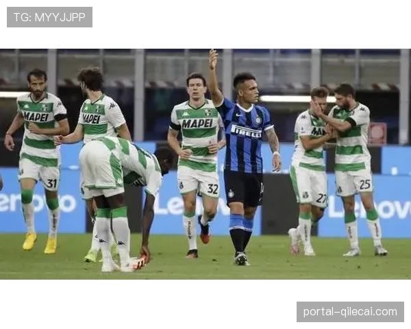 萨索洛0-2落后博洛尼亚，齐尔克泽传射建功